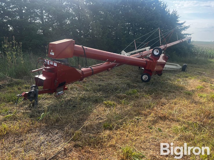 farm-king-1385-swing-away-auger-image-1