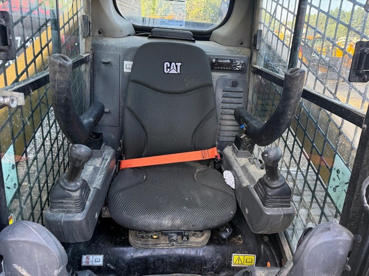 2019-caterpillar-289d3-image-20