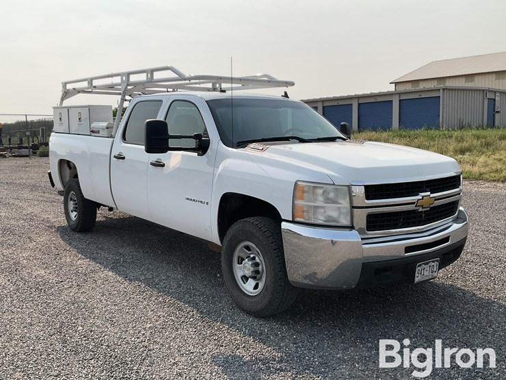 2008-chevrolet-silverado-3500-image-3