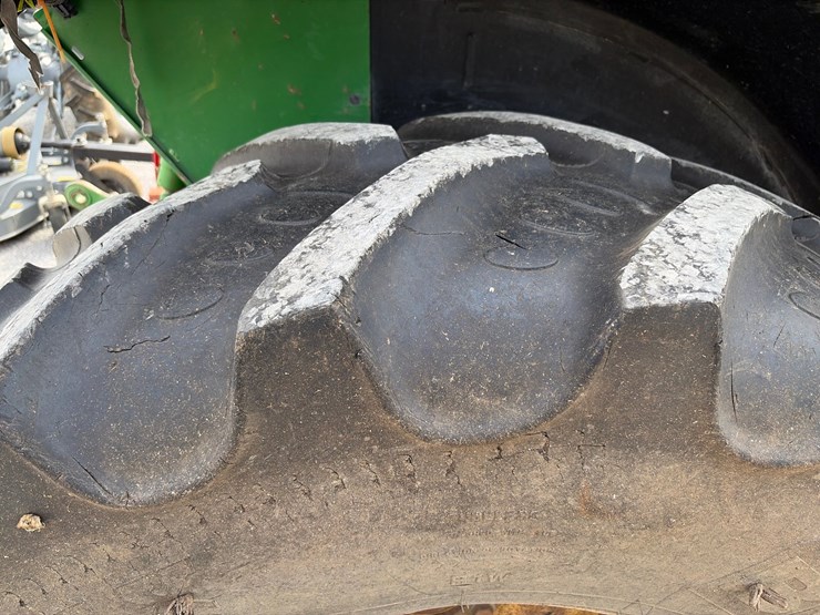john-deere-6420-image-9