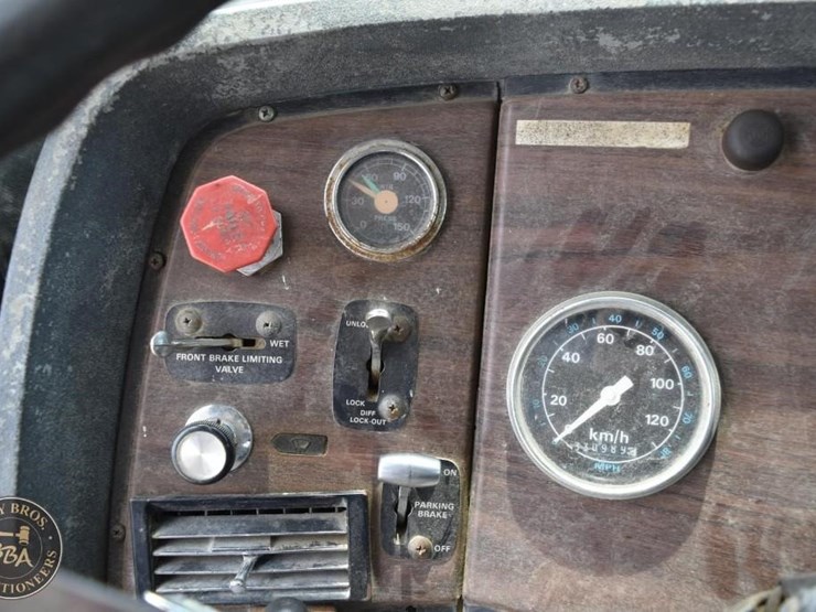 1986-ford-ltl9000-image-55