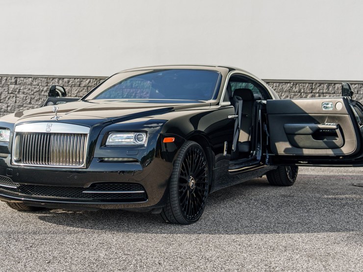 #120-•-offered-at-no-reserve-|-2015-rolls-royce-wraith-coupe-image-10