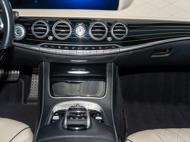 #103-•-2020-mercedes-benz-s560-sedan-image-71