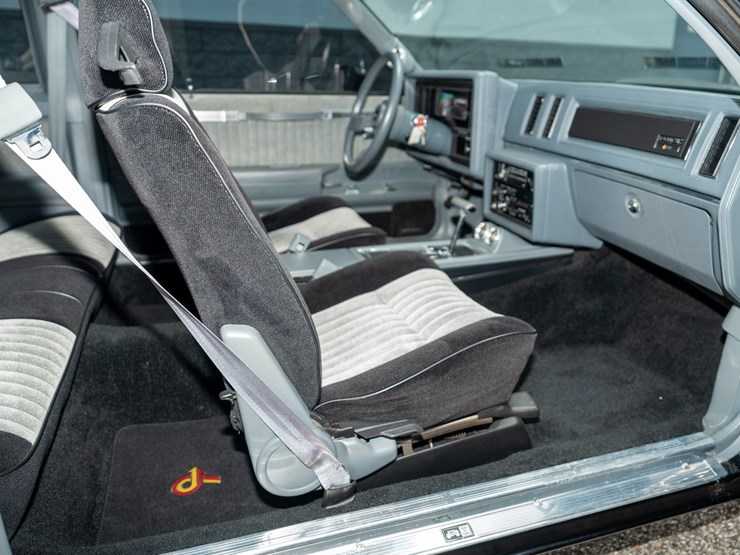 #113-•-1987-buick-grand-national-image-71