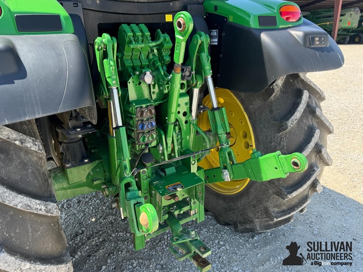 2021-john-deere-6110r-image-19