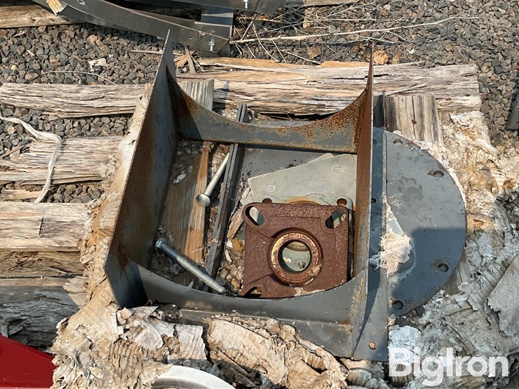 various-drag-&-auger-parts-image-14