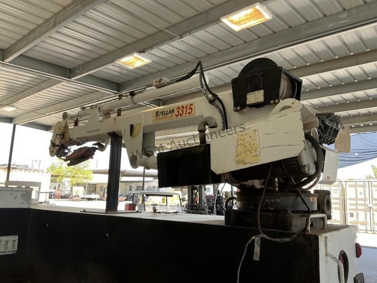 2008-ford-f550-image-11