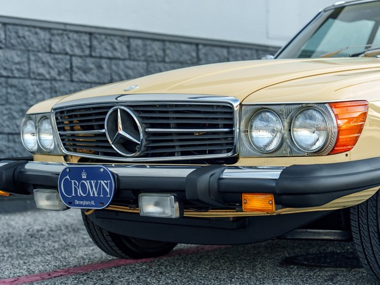 #122-•-offered-at-no-reserve-|-1980-mercedes-benz-450sl-convertible-image-26