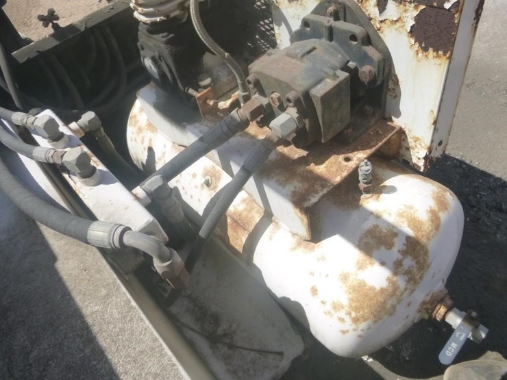 2005-ford-f450-image-25
