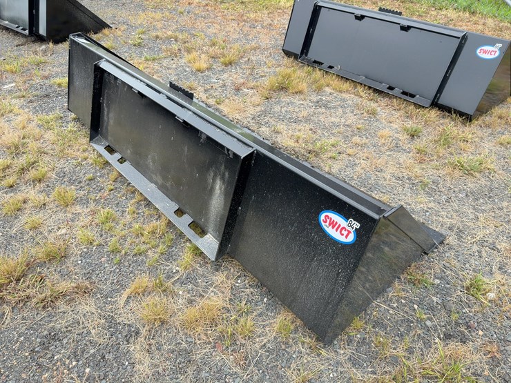 84"-gp-bucket-image-3