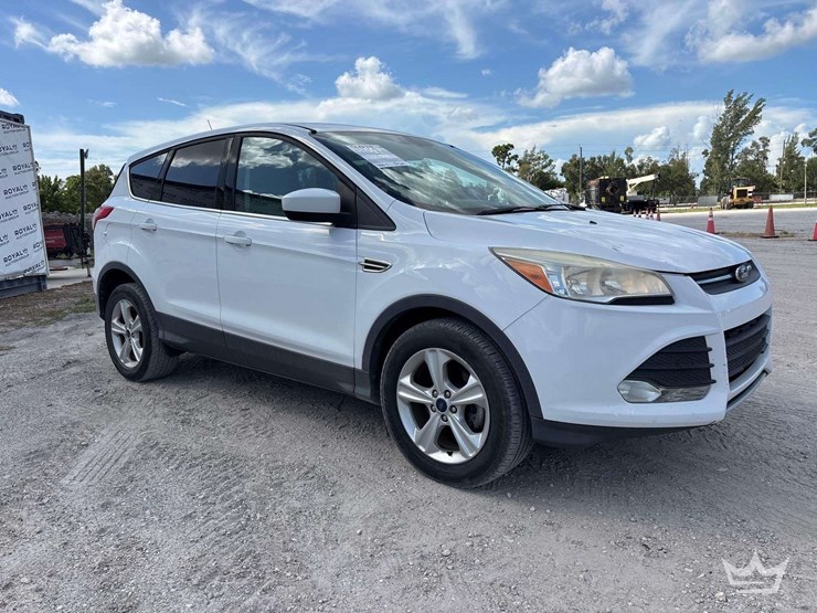2014-ford-escape-image-2