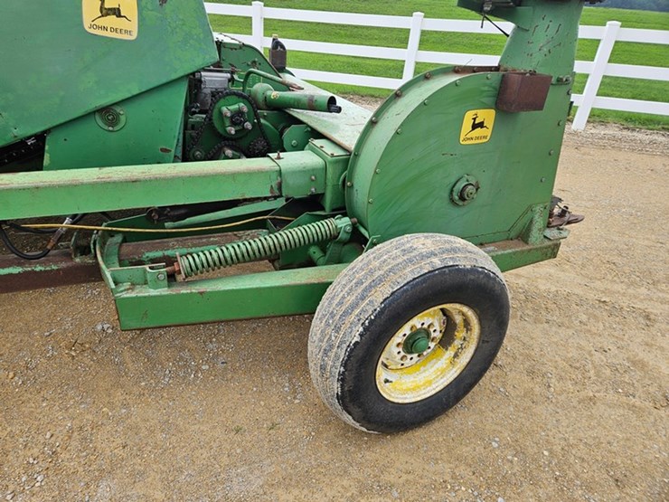 john-deere-3800-image-36