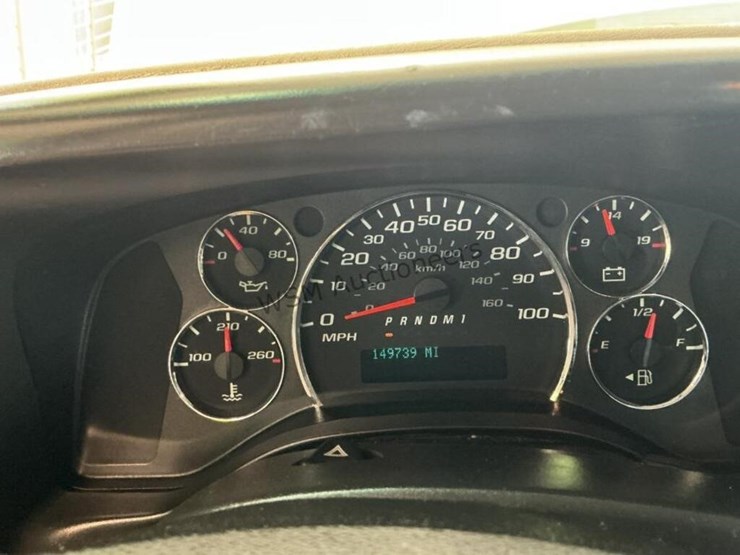 2014-chevrolet-express-3500-image-18