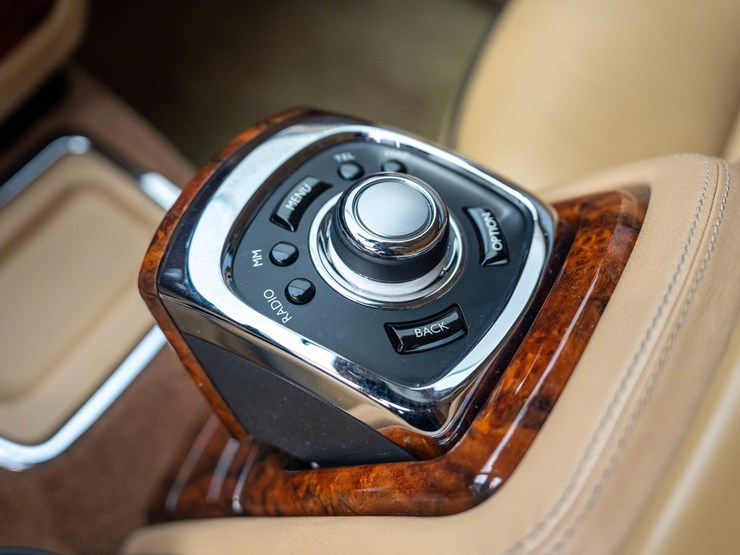 #110-•-2014-rolls-royce-phantom-sedan-image-49