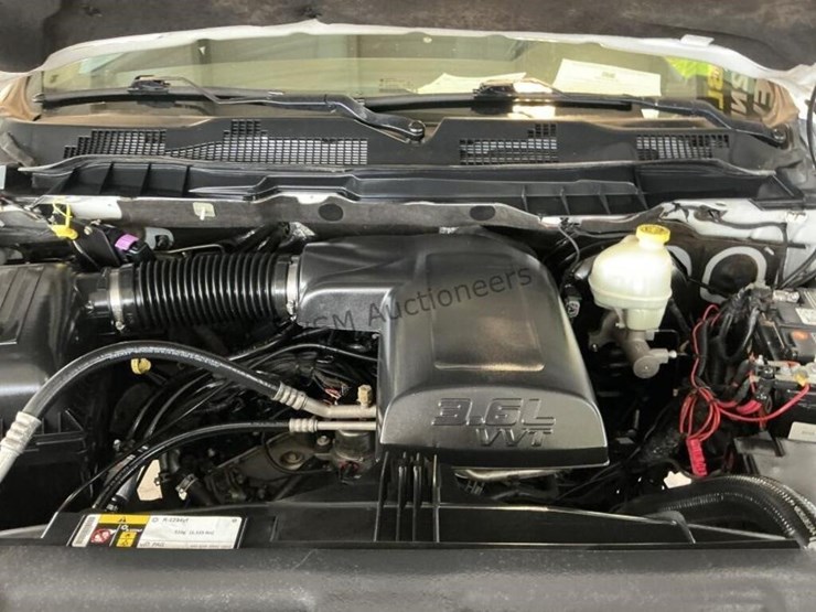 2016-dodge-1500-image-11