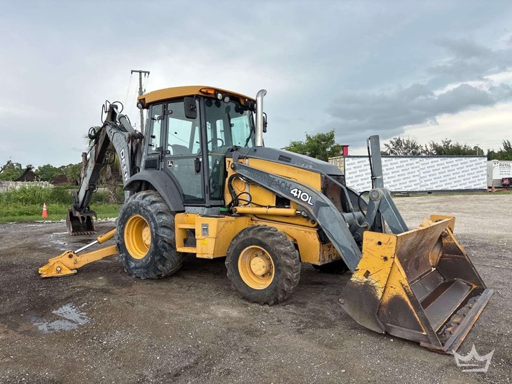 2015-deere-410l-image-2
