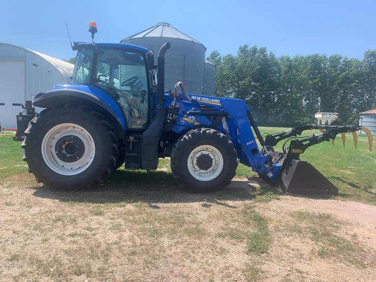 2017-new-holland-t5.120-image-4