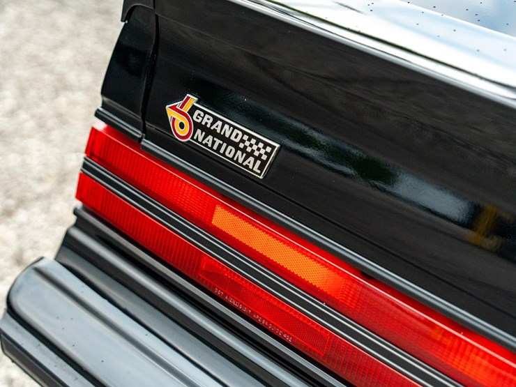 #113-•-1987-buick-grand-national-image-14