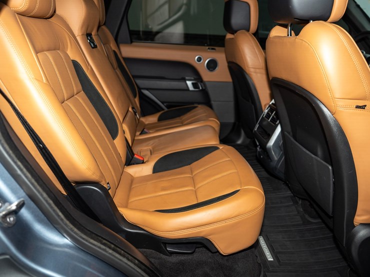 2022-land-rover-range-rover-image-59