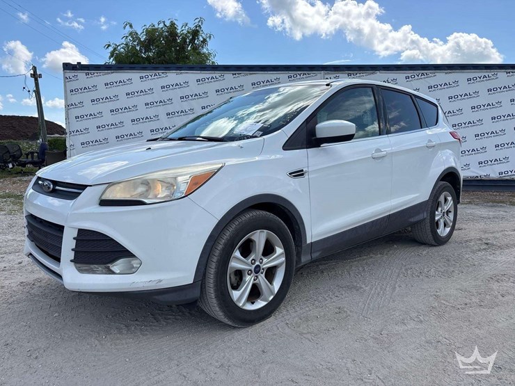 2014-ford-escape-image-1