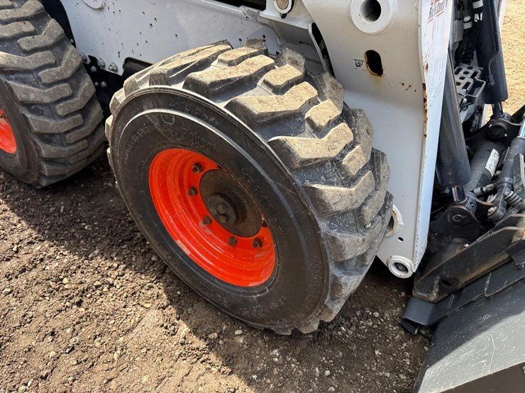 2024-bobcat-s770-image-12
