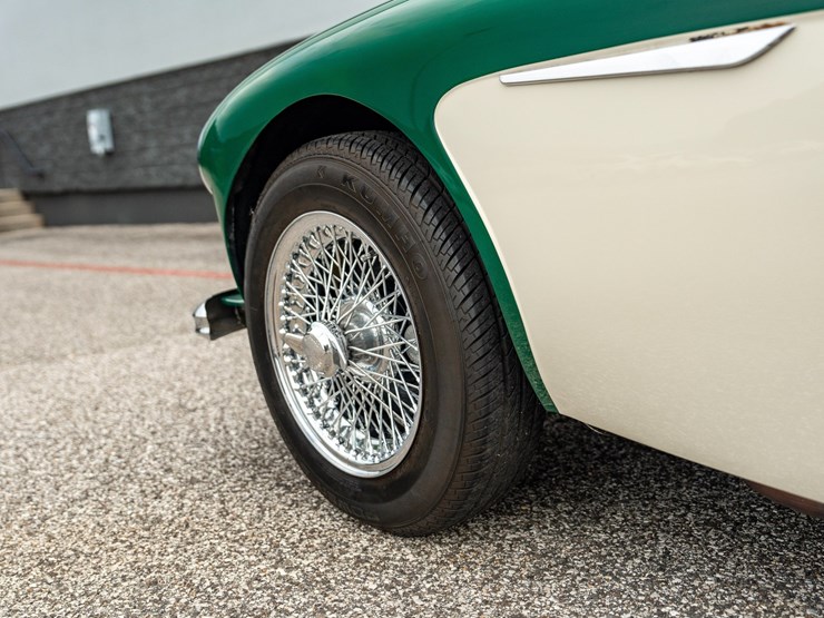 #108-•-offered-at-no-reserve-|-1961-austin-healey-3000-mark-i-image-17