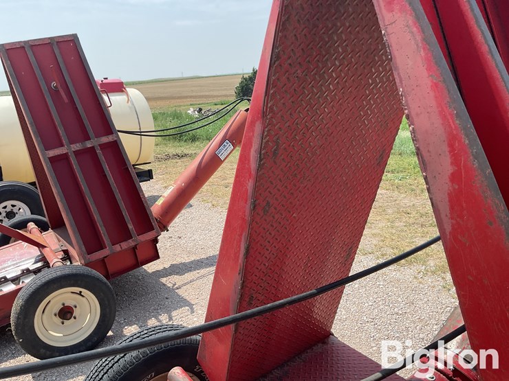 baasch-&-sons-drive-over-auger-image-20