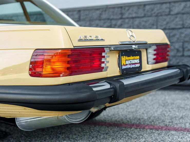 #122-•-offered-at-no-reserve-|-1980-mercedes-benz-450sl-convertible-image-12