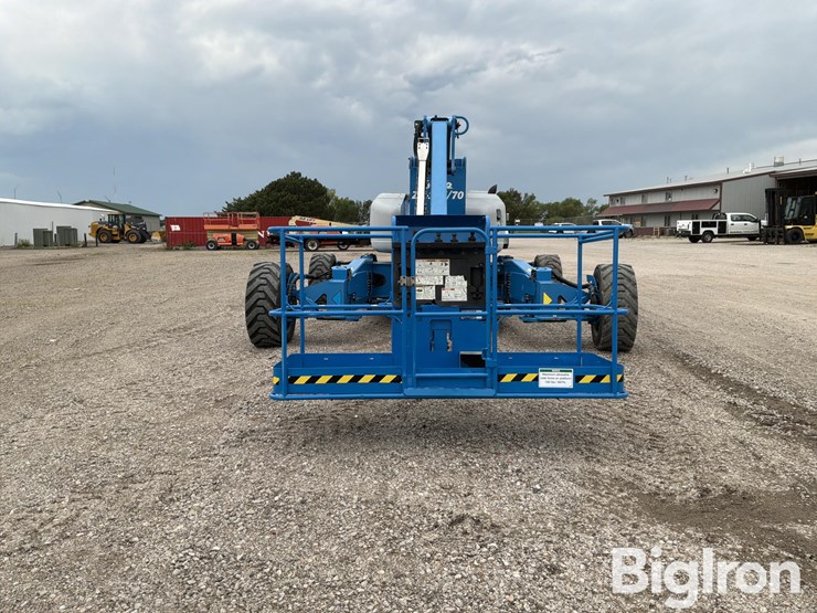2013-genie-zx135/70-image-2