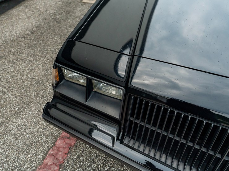 #113-•-1987-buick-grand-national-image-27