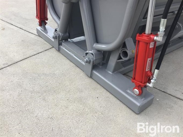 2026-bowman-2800-medium-duty-hydraulic-squeeze/head-cattle-chute-image-14