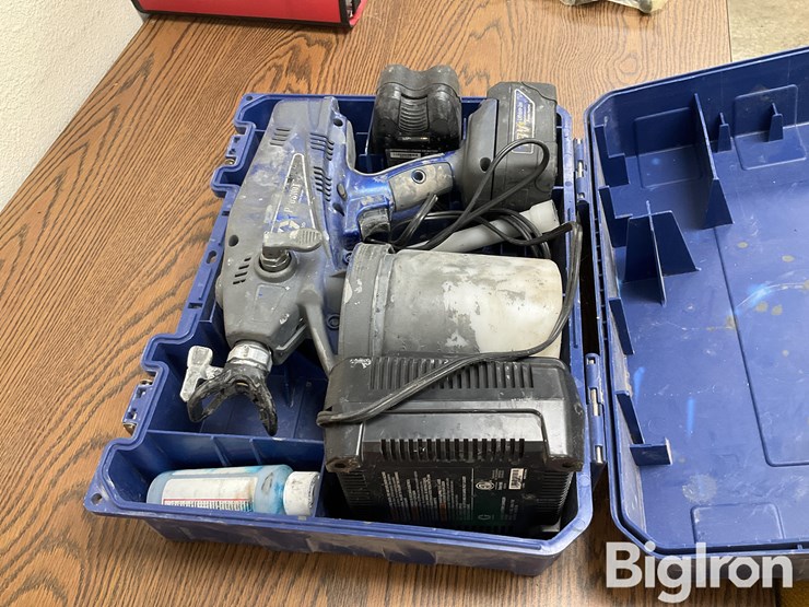 graco-cordless-spray-paint-gun-image-8