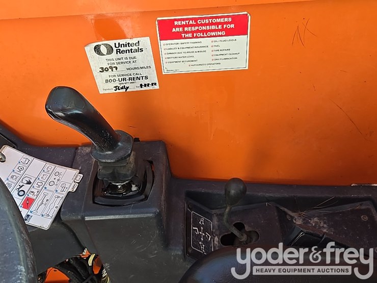 2015-jlg-g6-42a-image-38