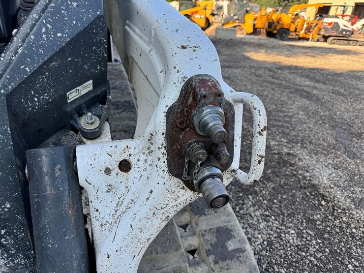2022-bobcat-t66-image-12