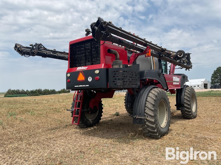 2009-miller-4315-nitro-s/p-sprayer-image-5