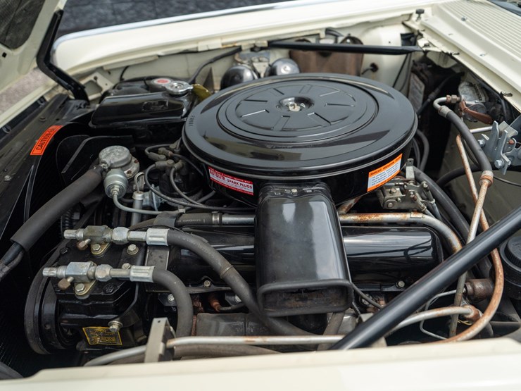 #111-•-1962-lincoln-continental-sedan-image-43
