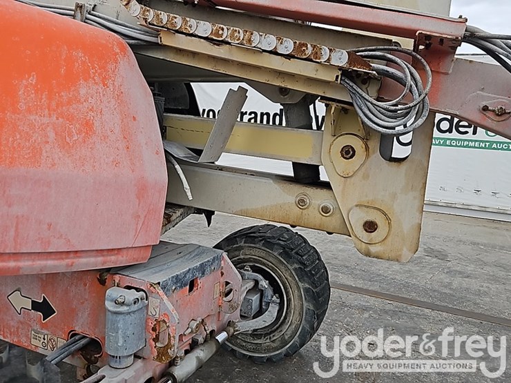 2017-jlg-450aj-image-9