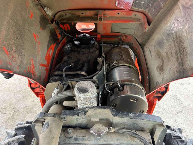 2020-kubota-3901dt-4wd-37hp-utility-loader-tractor-image-3