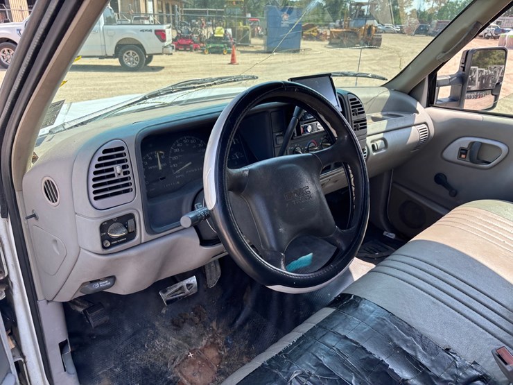 1996-gmc-sierra-2500-image-6