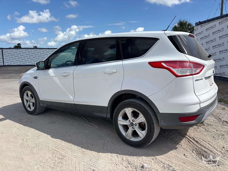 2014-ford-escape-image-4
