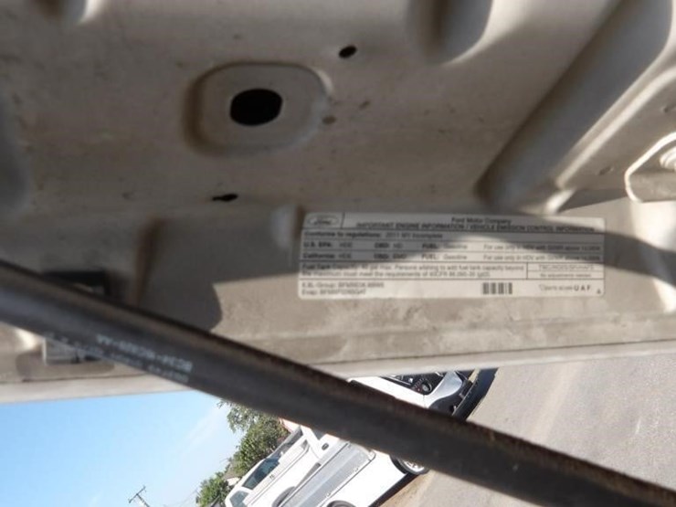 2011-ford-f550-image-11