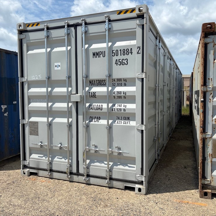 #1225 • 40 FT CONTAINER
