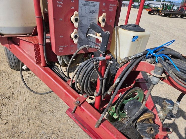 miller-pro-750-image-12