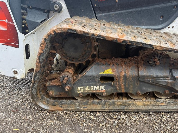 2020-bobcat-t76-image-14