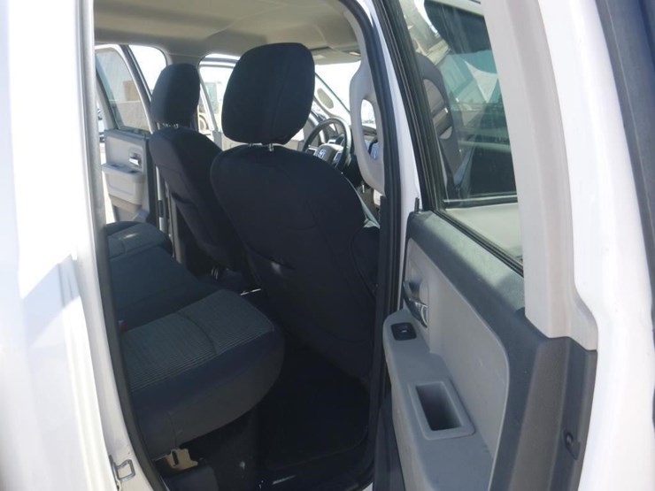 2009-dodge-1500-image-8