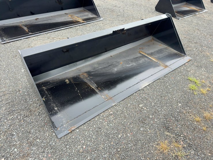 84"-gp-bucket-image-4