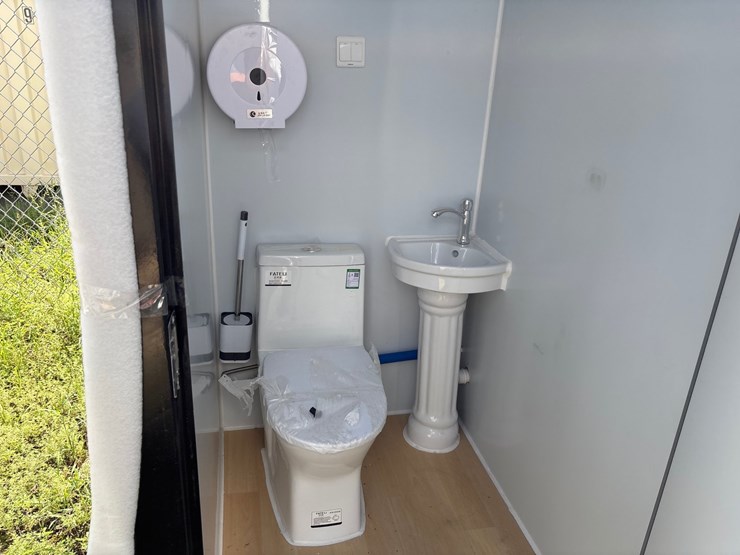#1309-•-mobile-double-toilet-white-w/-black-frame-image-4