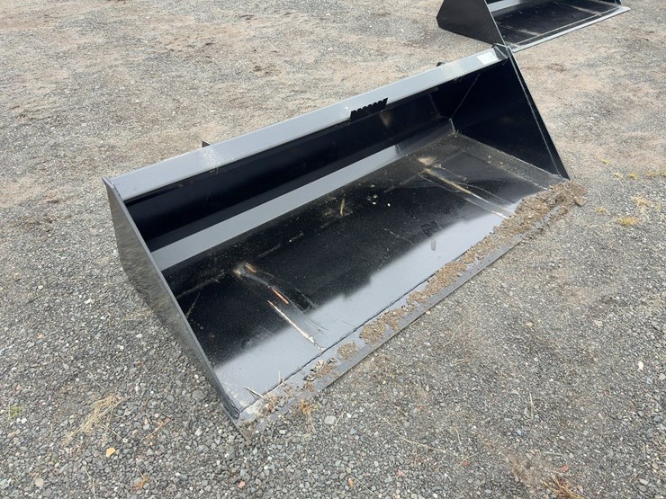 72"-gp-bucket-image-4