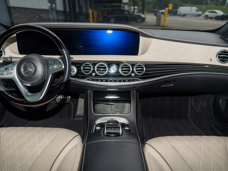 #103-•-2020-mercedes-benz-s560-sedan-image-69