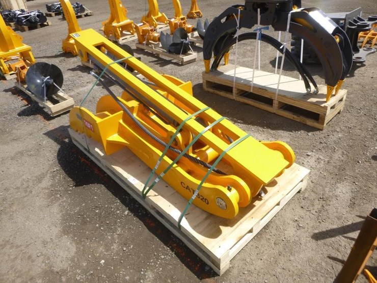 caterpillar-320-image-4